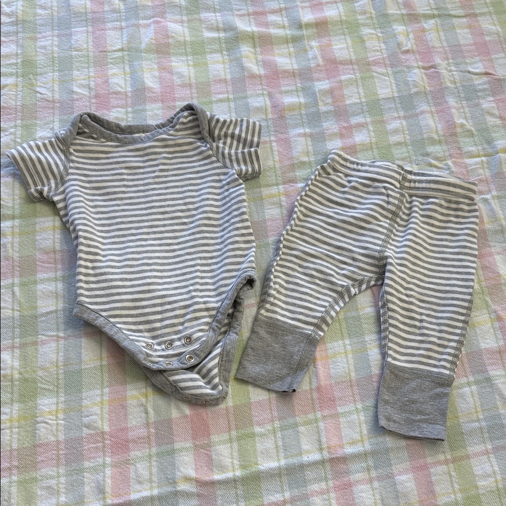Hanna Andersson Gray & White Striped Baby Matching Set